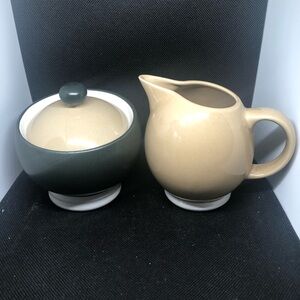 Pfaltzgraff Cream and Sugar Set